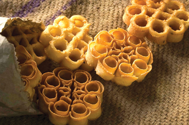 അച്ചപ്പം, നാടൻ പലഹാരം