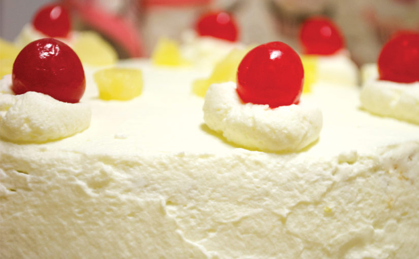 പൈനാപ്പിൾ സ്പോഞ്ച് കേക്ക്