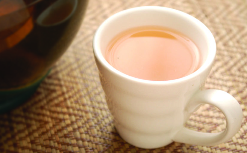 ആരോഗ്യത്തിനും ചെറുപ്പമായിരിക്കാനും വൈറ്റ്  ടീ