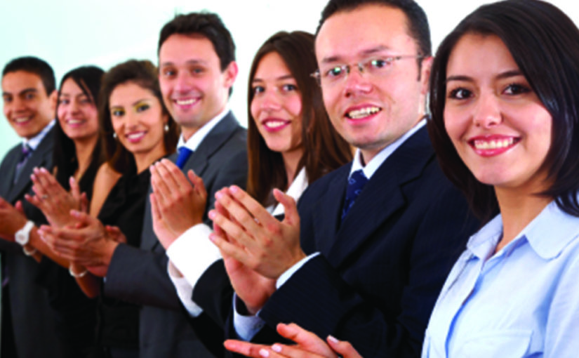 പിശുക്കണ്ട അഭിനന്ദിച്ചോളൂ…