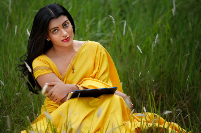 കണ്ടാൽ ഐശ്വര്യറായ് തന്നെ