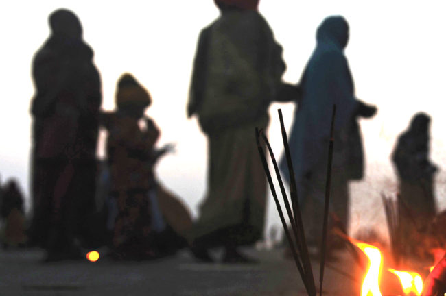 തീർത്ഥയാത്ര മനുഷ്യ നിർമ്മിത ഭ്രാന്ത്