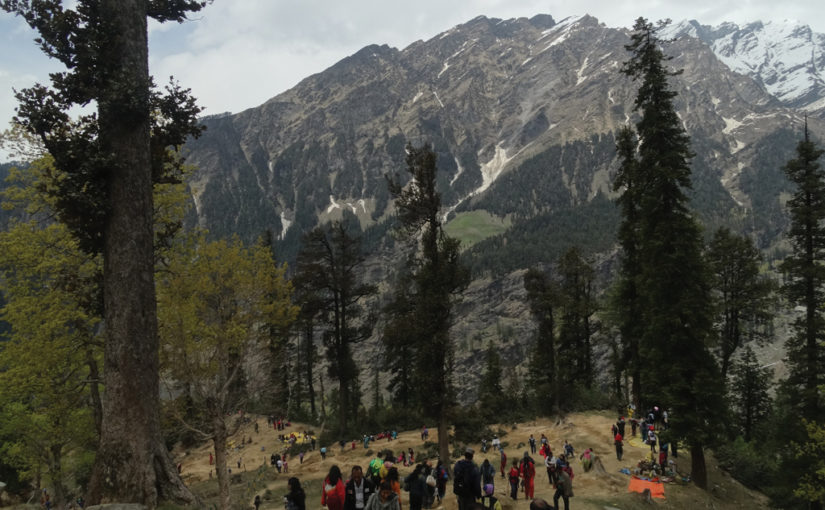 ഹിമകണങ്ങൾ കൂടെ നടക്കും ഹിമാചൽ പ്രദേശ്