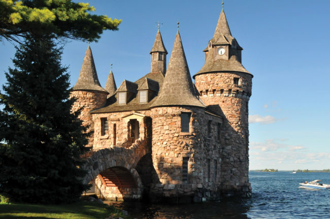 BOLDT CASTLE: താജ്മഹലിന്‍റെ അനിയൻ!