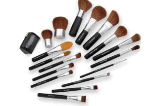 makeup brush