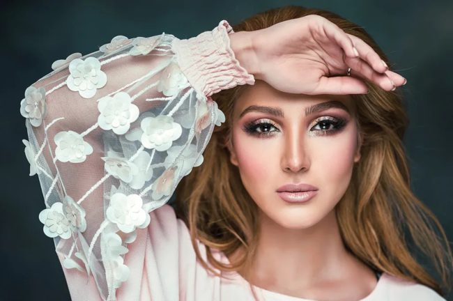 ചെറിയ കണ്ണുകൾക്കുള്ള മേക്കപ്പ് ടിപ്സ്