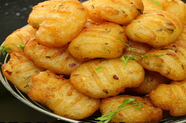 അരി കൊണ്ട് സ്‌പൈസി പലഹാരങ്ങൾ