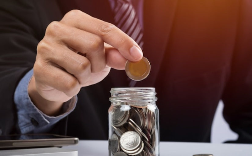 വീട്ടു ചെലവിൽ നിന്ന് സമ്പാദ്യം