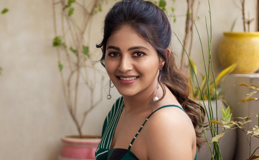 അഞ്ജലി റിട്ടേൺസ്