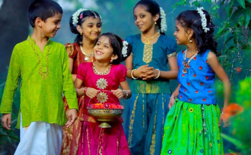 തുമ്പ ഒരുക്കണ്ടേ… തുമ്പി കളിക്കണ്ടേ…