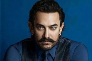 താരം ഭൂമിയിലുണ്ട്