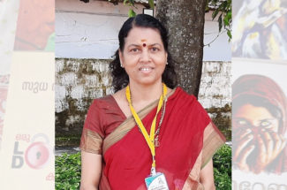 പിഴമല്ലിപ്പൂക്കളുടെ കഥാകാരി…